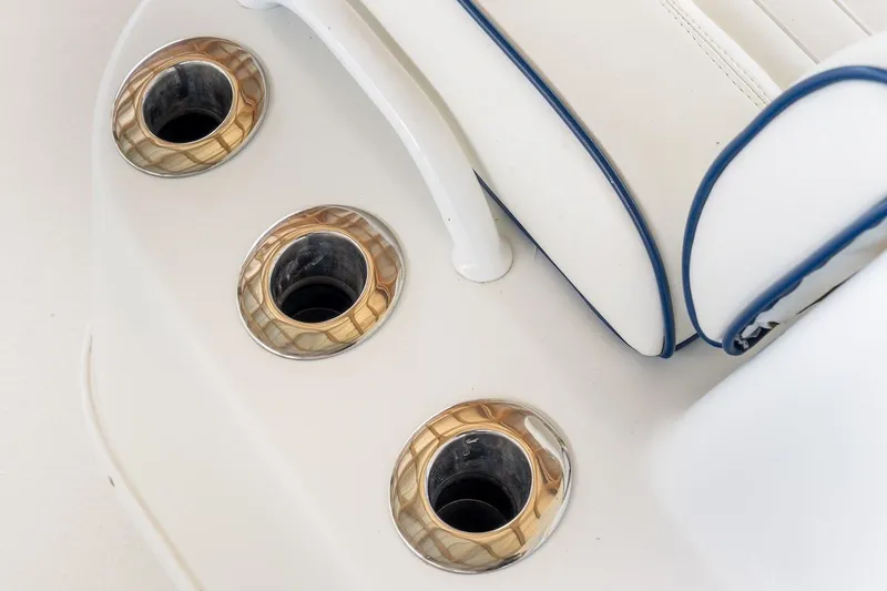 Slide: The Image of Yellowfin 39 Offshore 2013 - 68