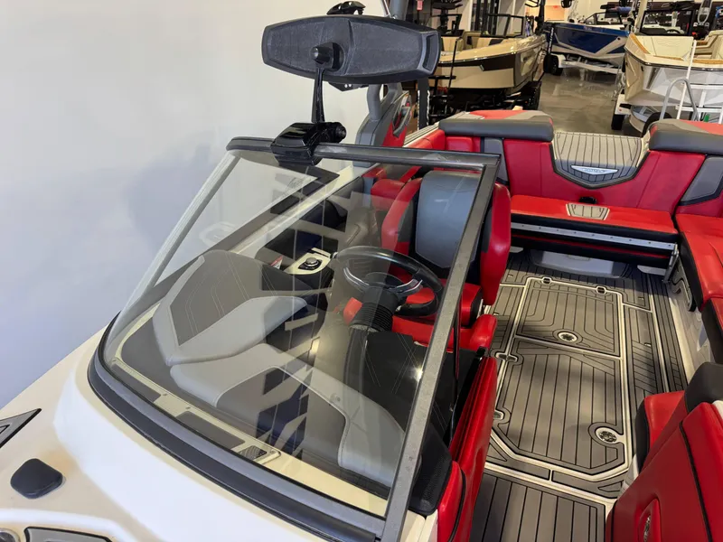 Slide: The Image of Nautique Super Air Nautique G23 2018 - 19