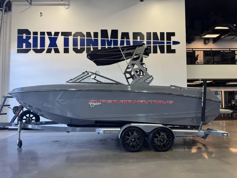 Slide: The Image of Nautique Super Air Nautique G23 2018 - 4