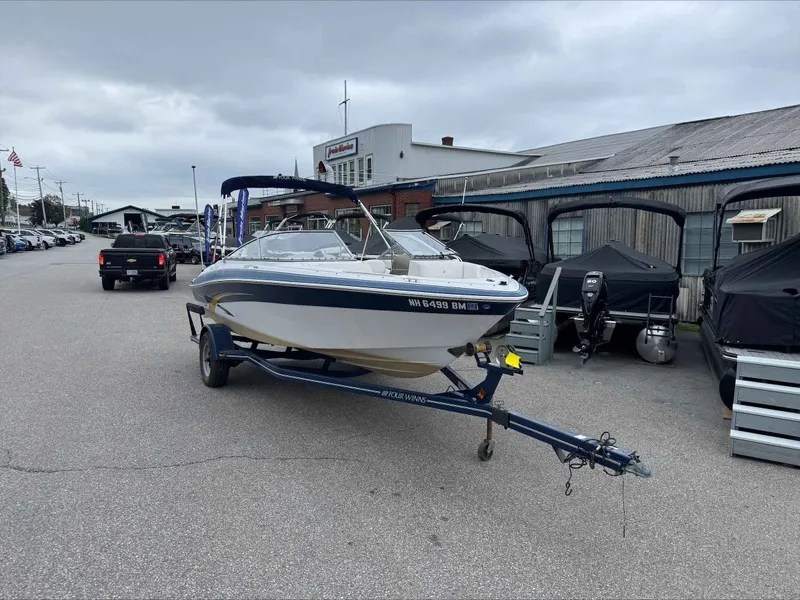 Slide: The Image of Four Winns 200 Horizon 2007 - 6