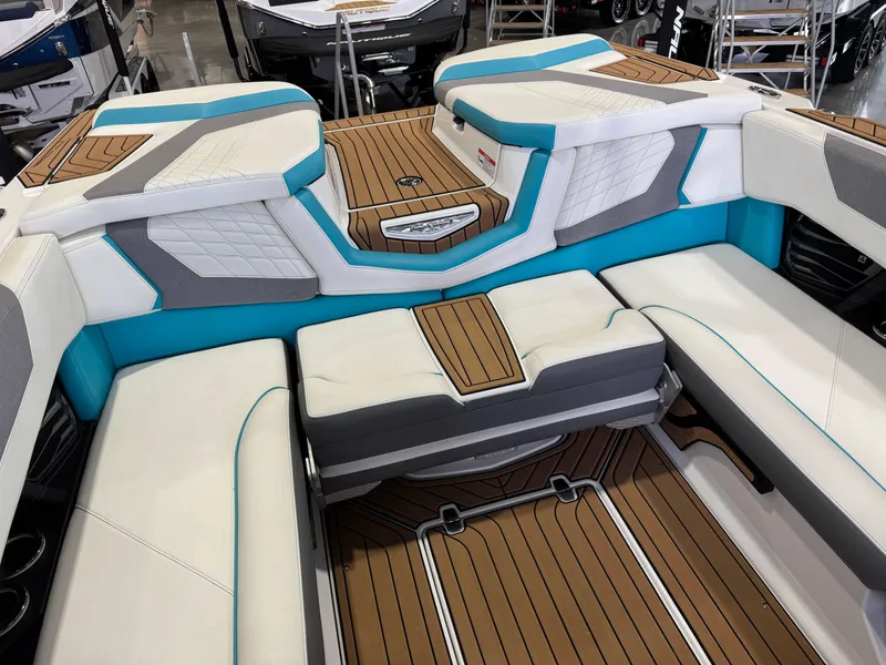 Slide: The Image of Nautique Super Air Nautique G23 2021 - 16