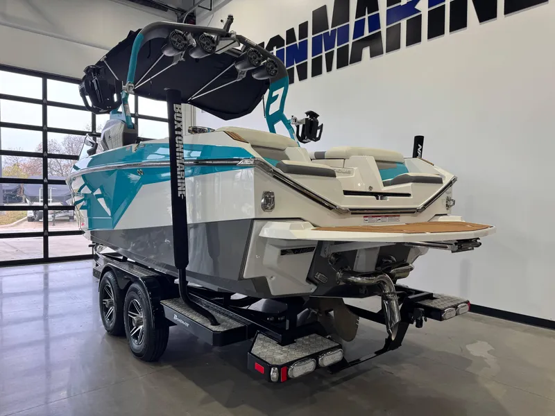 Slide: The Image of Nautique Super Air Nautique G23 2021 - 5