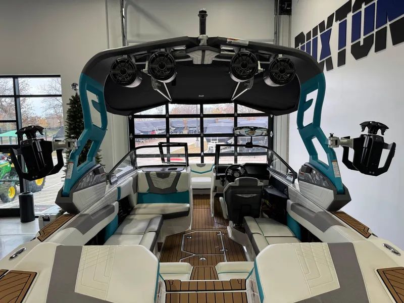 Slide: The Image of Nautique Super Air Nautique G23 2021 - 9