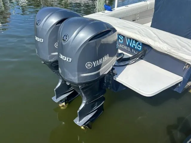 Slide: The Image of Jupiter 31 Center Console 2000 - 25