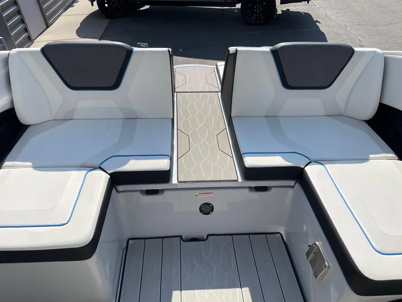 Slide: The Image of 2023 Yamaha Boats 222XD interior seating with modern design and comfortable upholstery. - 8