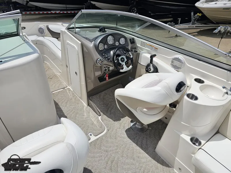 Slide: The Image of Rinker 246 Captiva Bowrider 2007 - 51