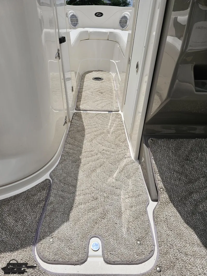 Slide: The Image of Rinker 246 Captiva Bowrider 2007 - 53