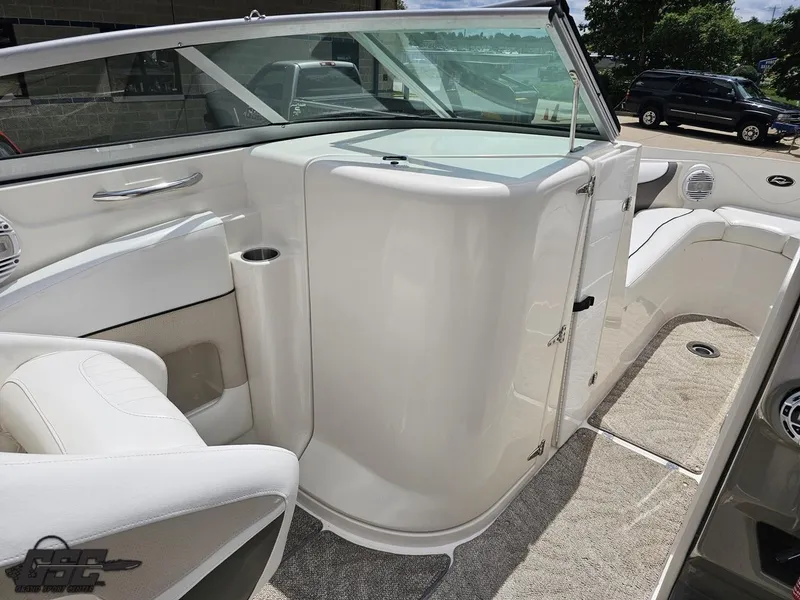 Slide: The Image of Rinker 246 Captiva Bowrider 2007 - 56