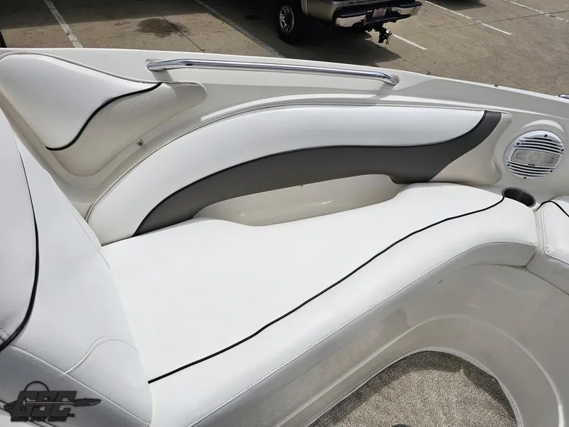 Slide: The Image of Rinker 246 Captiva Bowrider 2007 - 73