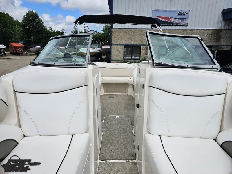 Slide: The Image of Rinker 246 Captiva Bowrider 2007 - 77