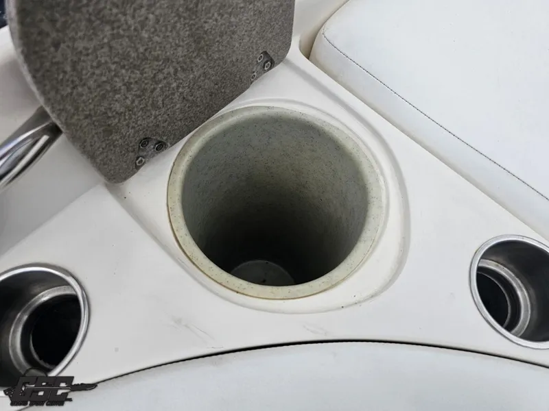 Slide: The Image of Rinker 246 Captiva Bowrider 2007 - 88