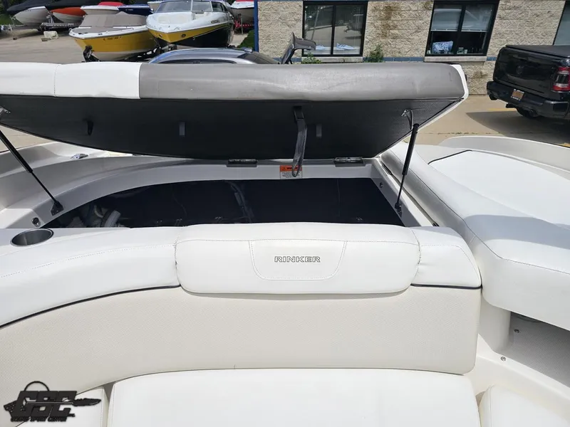 Slide: The Image of Rinker 246 Captiva Bowrider 2007 - 91