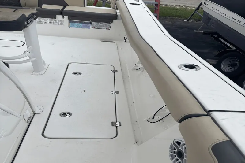 Slide: The Image of Tidewater 256 LXF 2021 - 17