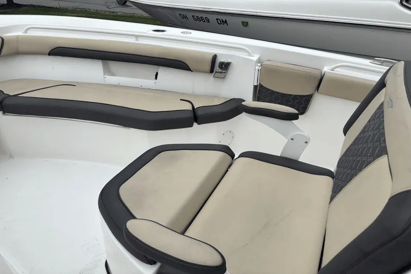 Slide: The Image of Tidewater 256 LXF 2021 - 20