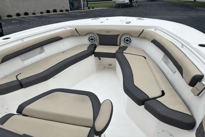 Slide: The Image of Tidewater 256 LXF 2021 - 22