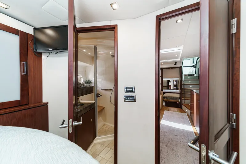 Slide: The Image of Luxurious interior of 2014 Sea Ray 540 Sundancer yacht with modern amenities. - 47