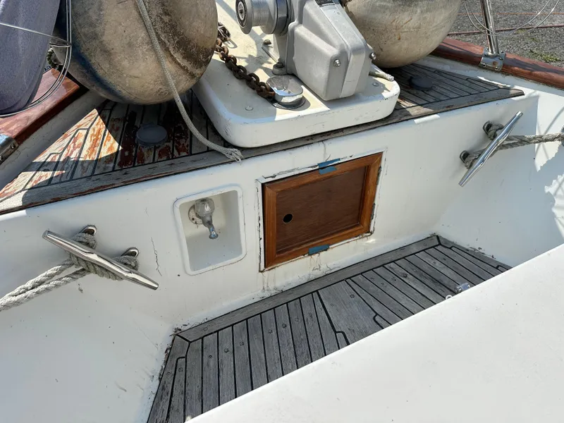 Slide: The Image of Aft deck of 1996 Island Gypsy 36 Aft Cabin with winch and storage. - 17
