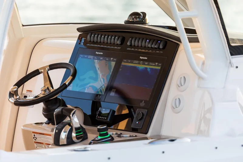 Slide: The Image of Boston Whaler 350 Realm 2026 - 23