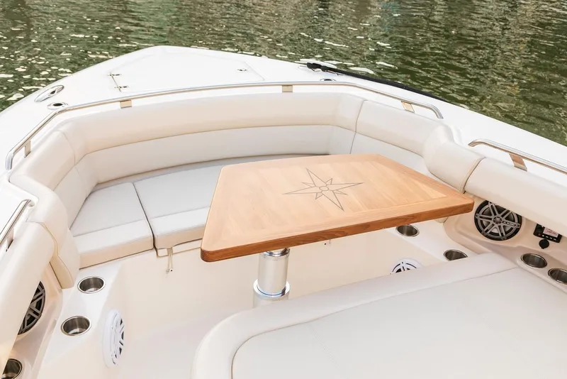 Slide: The Image of Boston Whaler 350 Realm 2026 - 27