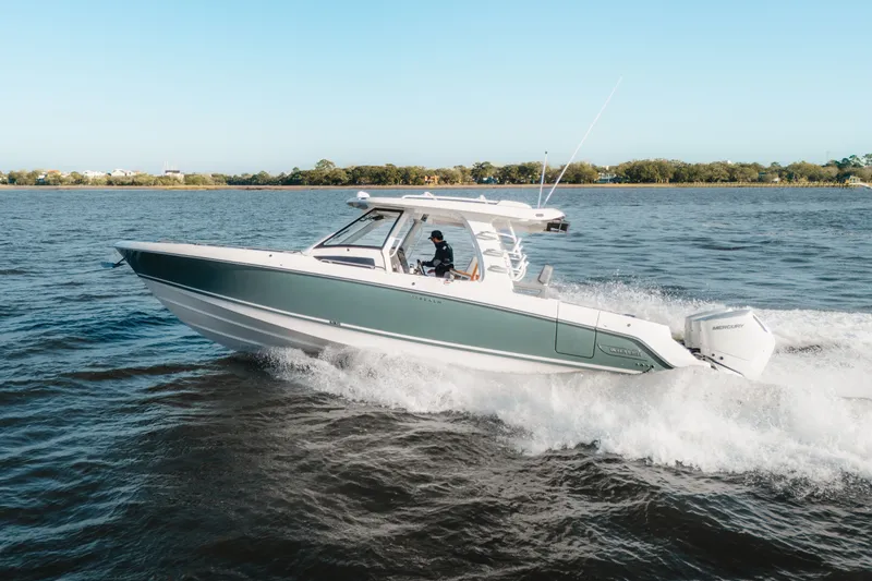 Slide: The Image of Boston Whaler 350 Realm 2026 - 33