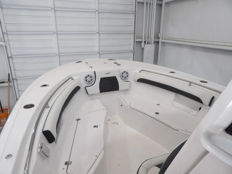 Slide: The Image of Tidewater 232 LXF 2025 - 14