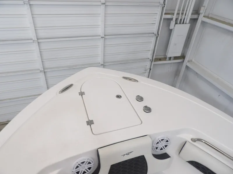 Slide: The Image of Tidewater 232 LXF 2025 - 16