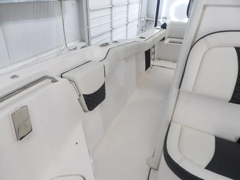 Slide: The Image of Tidewater 232 LXF 2025 - 19