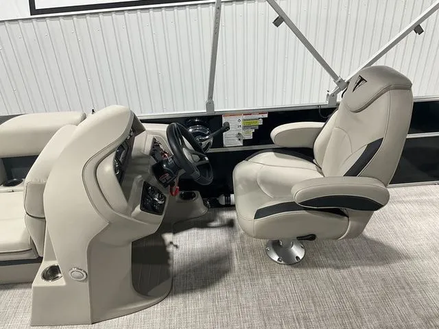 Slide: The Image of Trifecta 22TRFC LE 2022 - 15