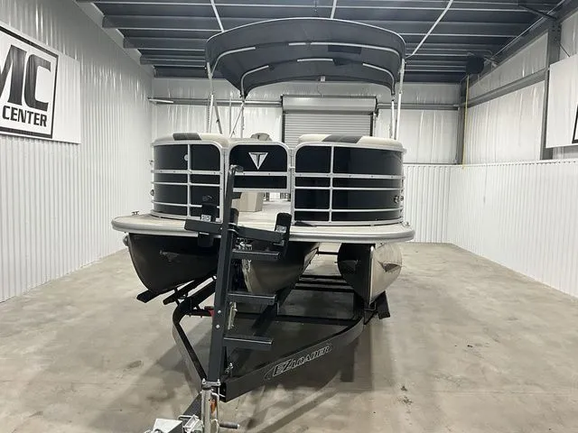 Slide: The Image of Trifecta 22TRFC LE 2022 - 2