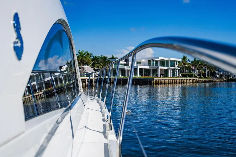 Slide: The Image of Beneteau GRAN TURISMO 49 yacht cruising near waterfront homes, 2016 model. - 36