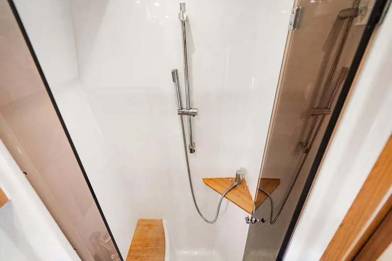 Slide: The Image of Beneteau Gran Turismo 49 2016 - 76