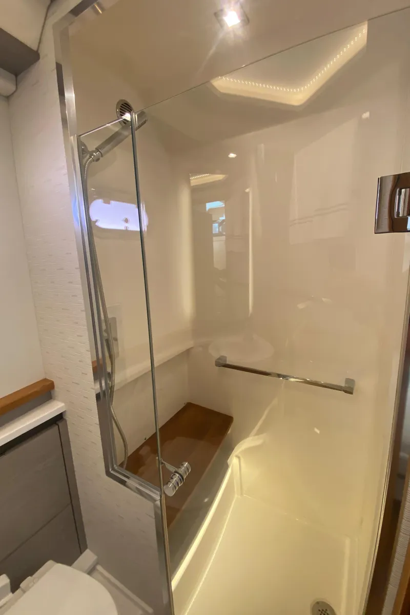 Slide: The Image of Enclosed Shower - 28