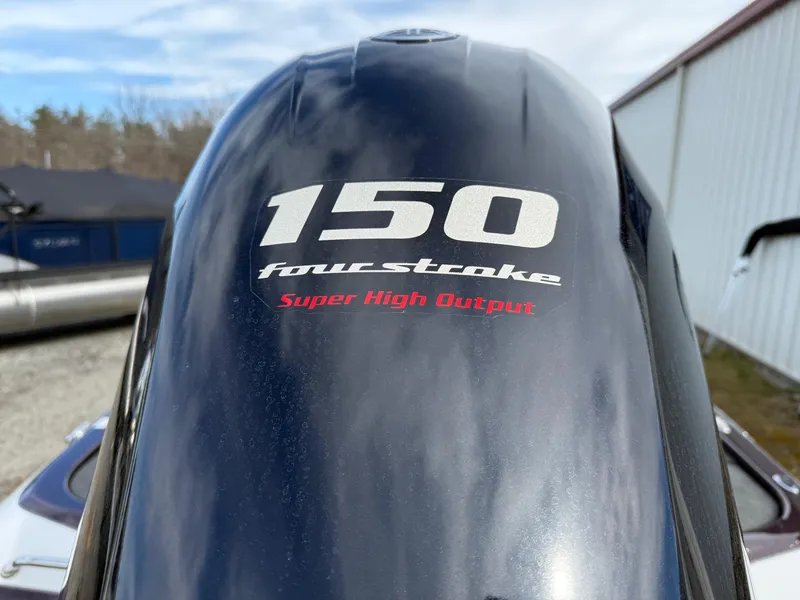 Slide: The Image of 2021 Skeeter ZX 150 outboard motor, 150 horsepower, four-stroke, super high output. - 14