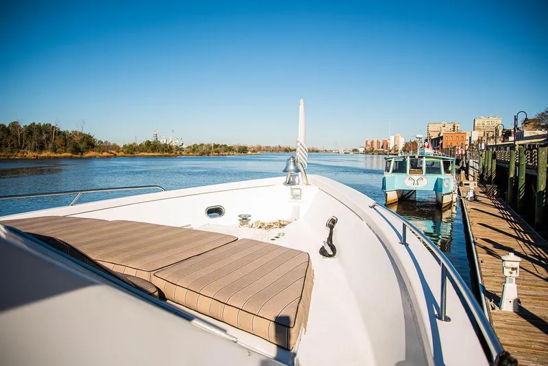 Slide: The Image of Broward 85 Raised Pilothouse 1989 - 10