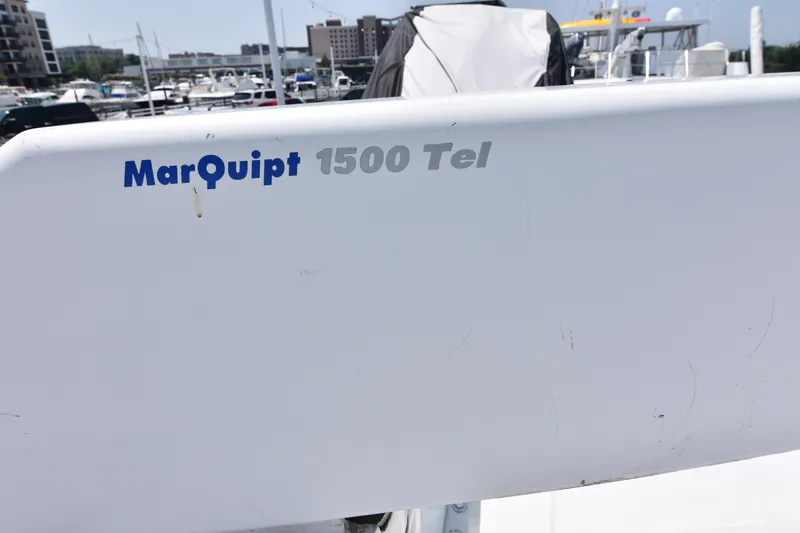 Slide: The Image of Broward 85 Raised Pilothouse 1989 - 15