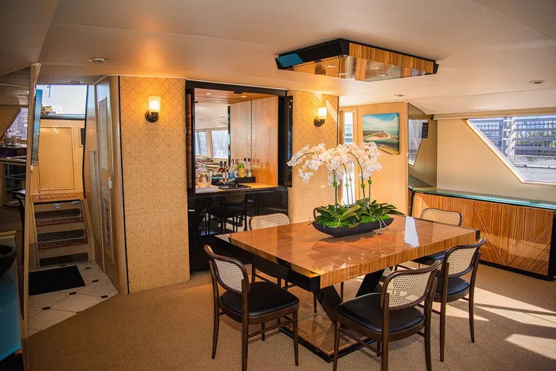 Slide: The Image of Broward 85 Raised Pilothouse 1989 - 35