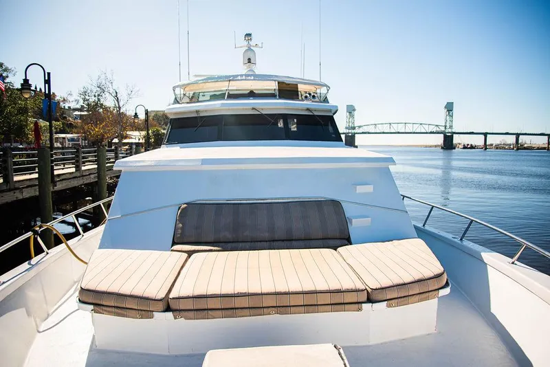 Slide: The Image of Broward 85 Raised Pilothouse 1989 - 4