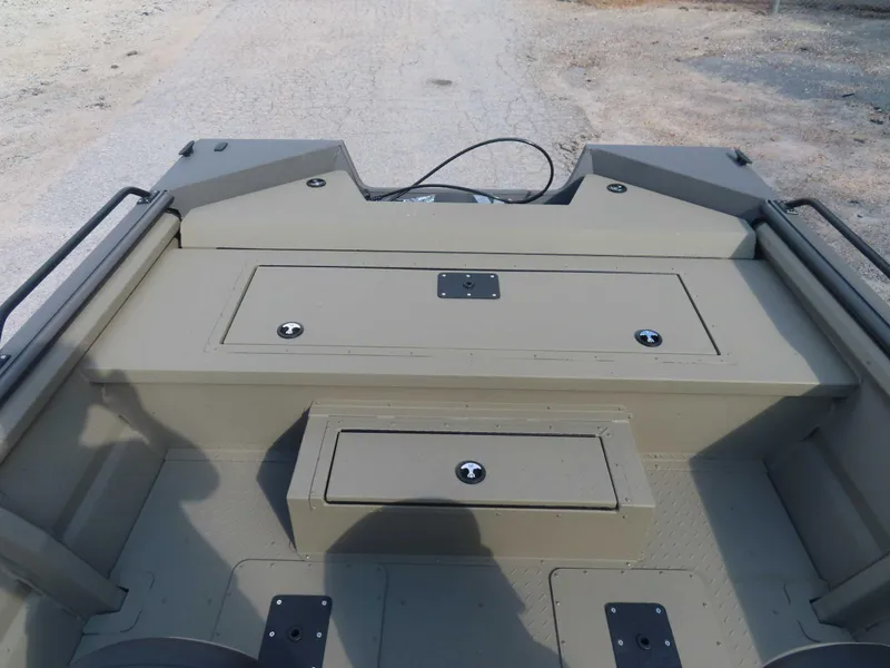 Slide: The Image of SeaArk Protg 200 2026 - 11