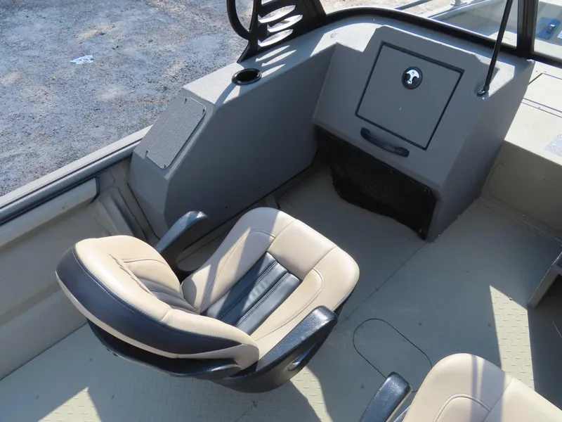 Slide: The Image of SeaArk Protg 200 2026 - 13