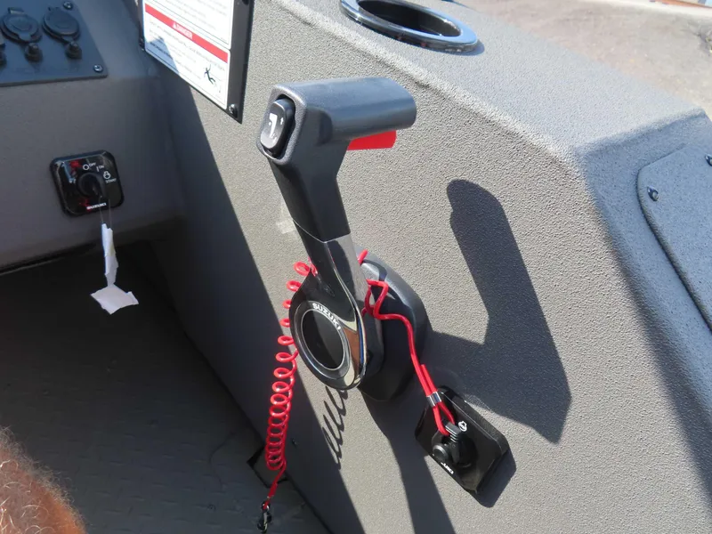 Slide: The Image of SeaArk Protg 200 2026 - 16