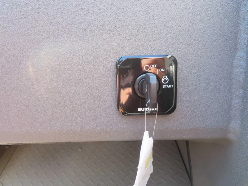 Slide: The Image of SeaArk Protg 200 2026 - 17