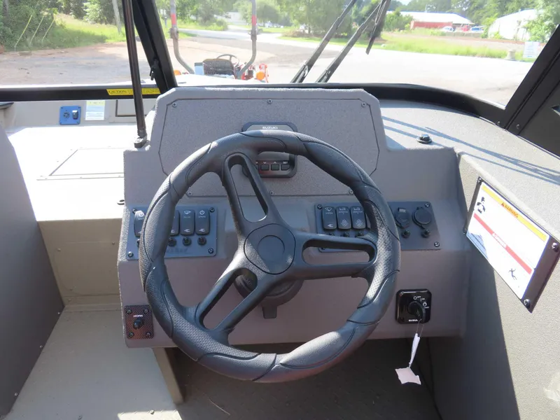 Slide: The Image of SeaArk Protg 200 2026 - 22