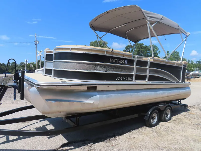 Slide: The Image of Harris Cruiser 220 2015 - 11