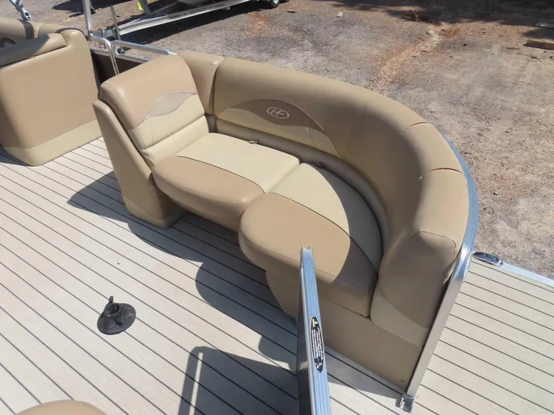 Slide: The Image of Harris Cruiser 220 2015 - 13