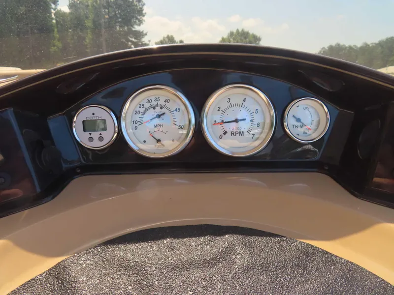 Slide: The Image of Harris Cruiser 220 2015 - 23