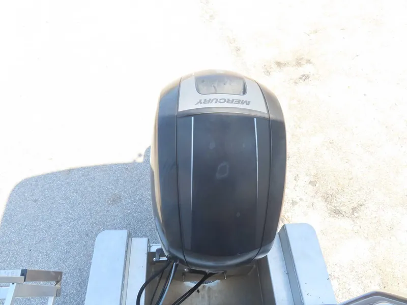 Slide: The Image of Harris Cruiser 220 2015 - 30