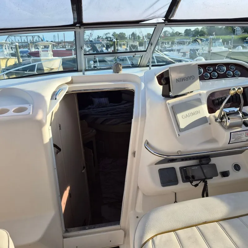 Slide: The Image of Sea Ray 330 Sundancer 1999 - 7