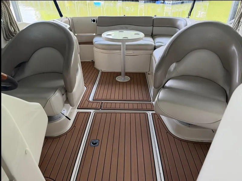 Slide: The Image of Sea Ray 240 Sundeck 2004 - 3