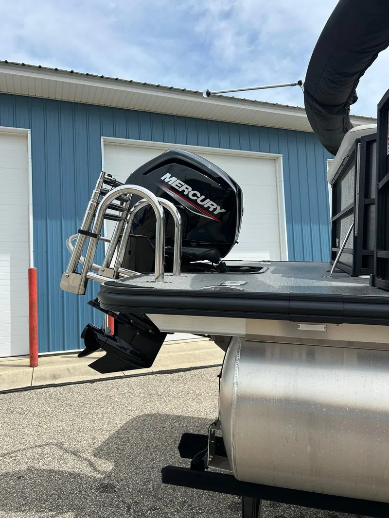 Slide: The Image of 2022 Starcraft CX21 logo on a sleek, metallic surface. - 9