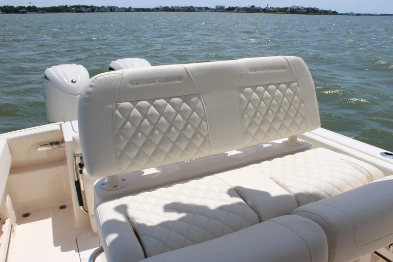 Slide: The Image of Grady-White Fisherman 257 2026 - 30